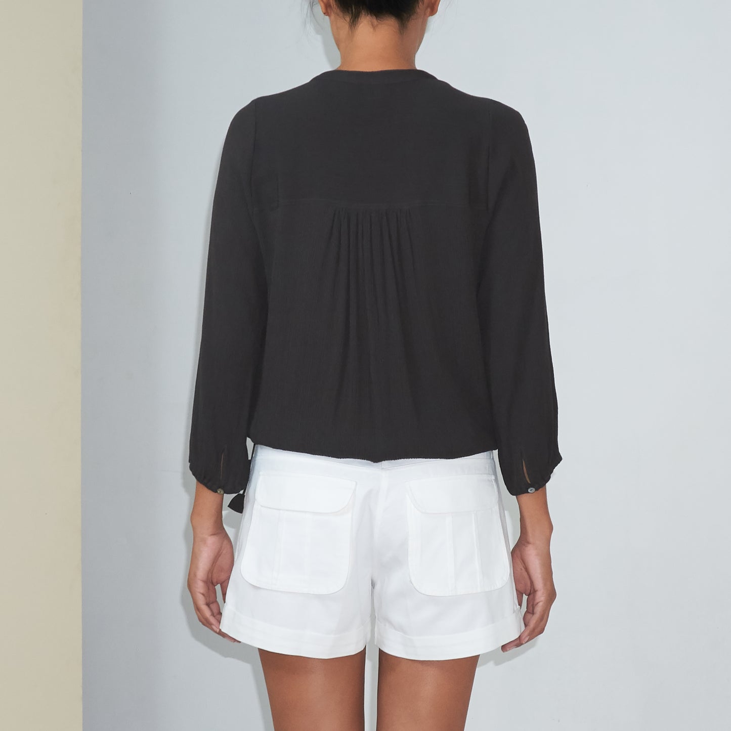 BKLN TOP - Crinkled Rayon | Charcoal