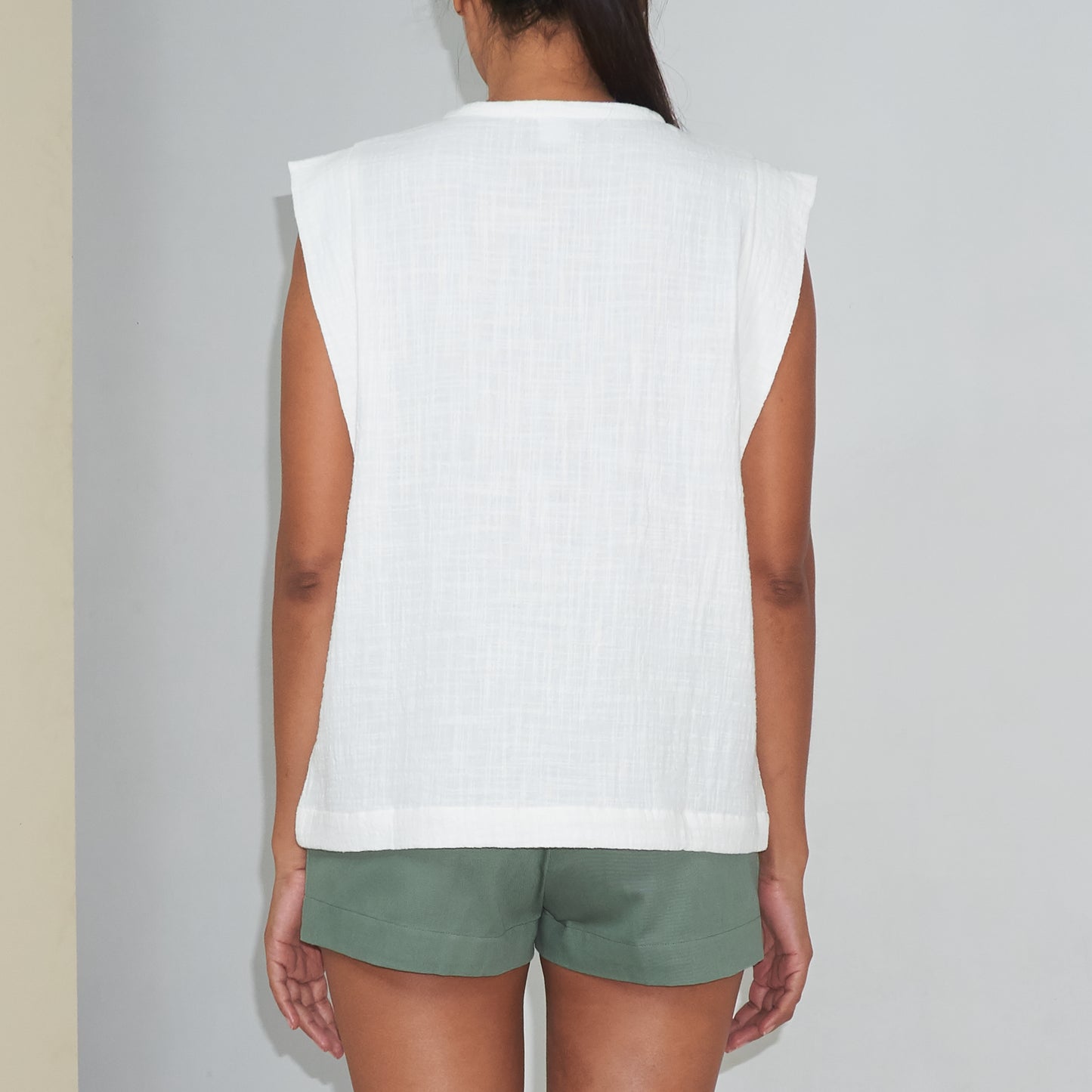 TEE V TOP - Cotton Gauze | Off White