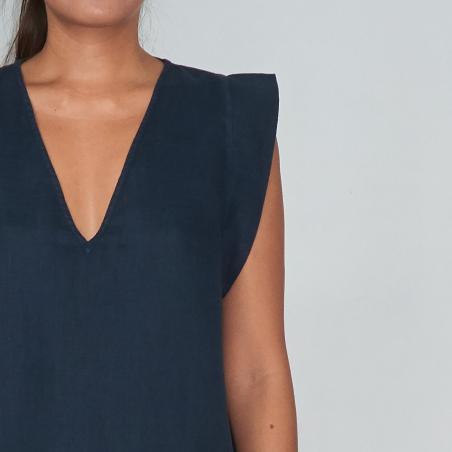 TEE VS TOP - Linen | Midnight Blue