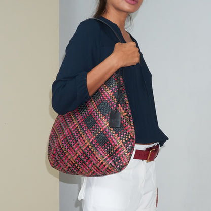 SIMPLY FIVE TOTE - Woven Leather | Mix Reds