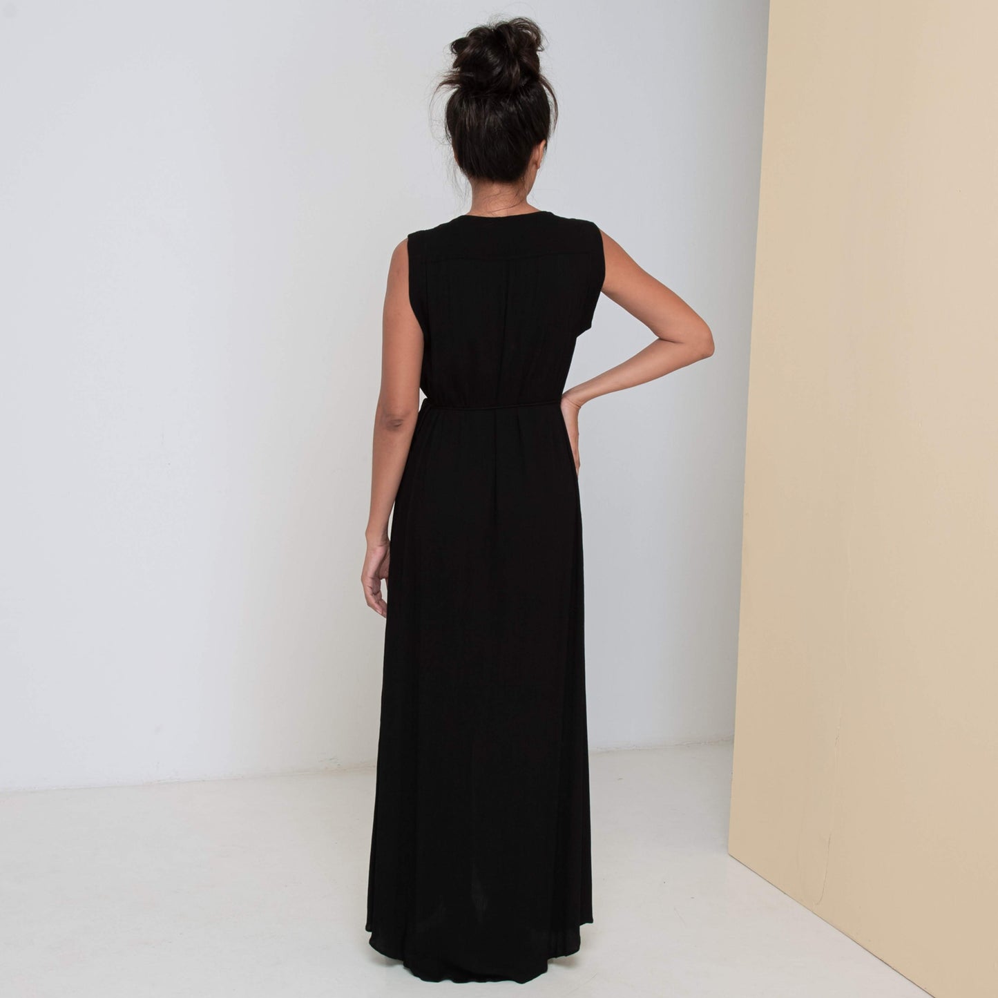 TRANSIT SLEEVELESS LONG DRESS - Crinkled Rayon | Black